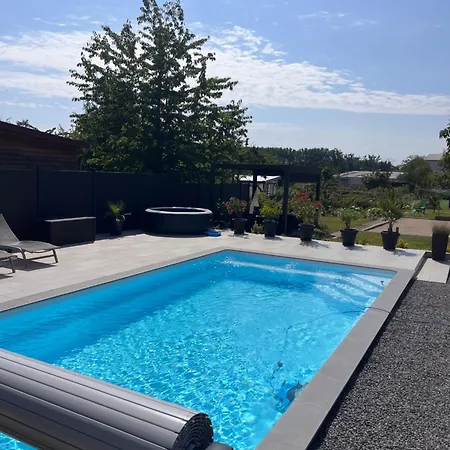 D Hotes Chez Carol Et Patrick 3*